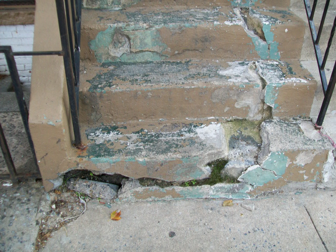 Crumbling Steps